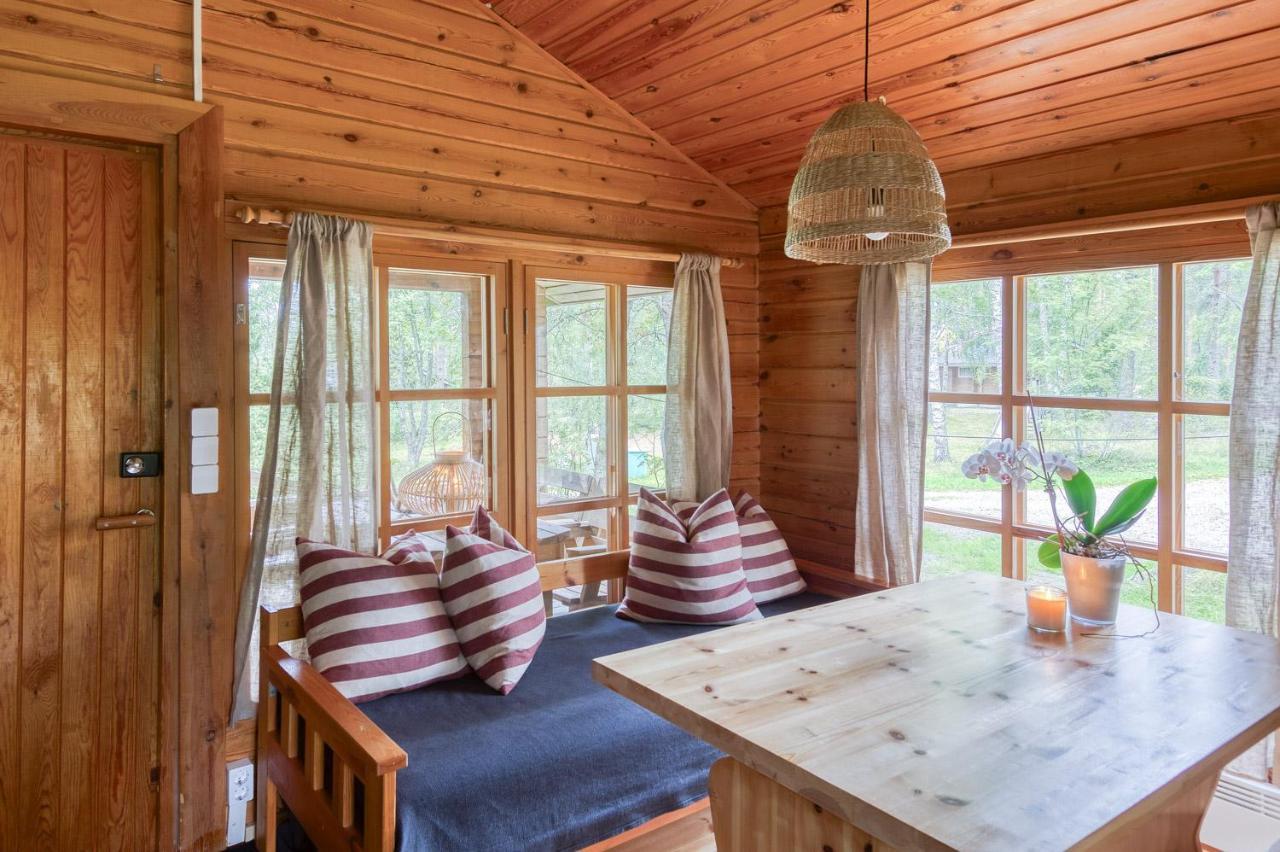 Pinetree Cottages Cozy log cabin Kalanti Esterno foto