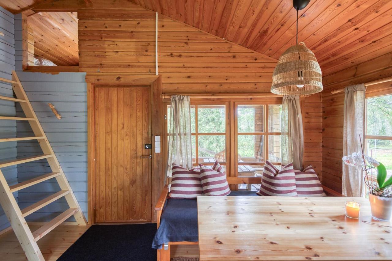Pinetree Cottages Cozy log cabin Kalanti Esterno foto